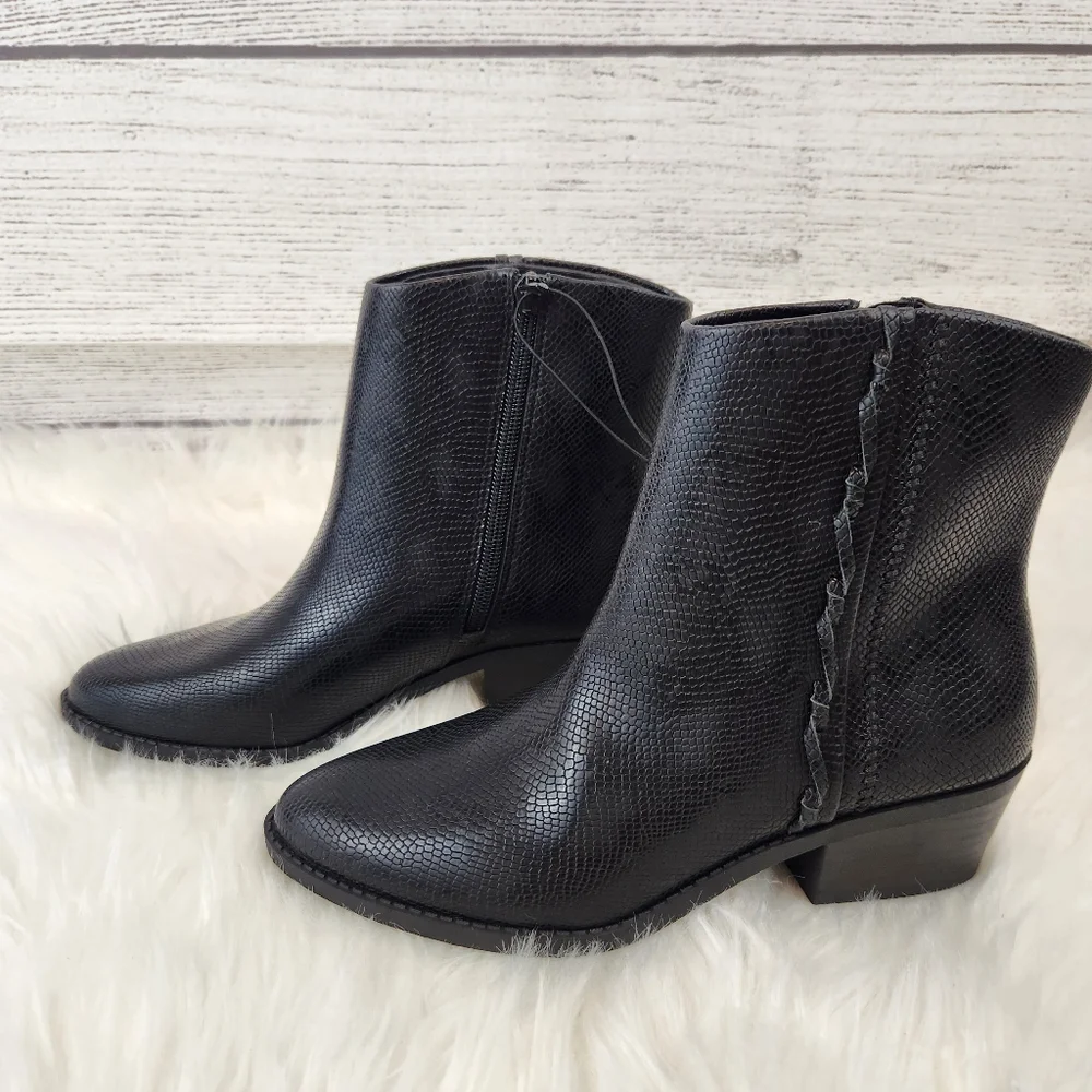 Lucky Brand Black Leather Ankle Boots